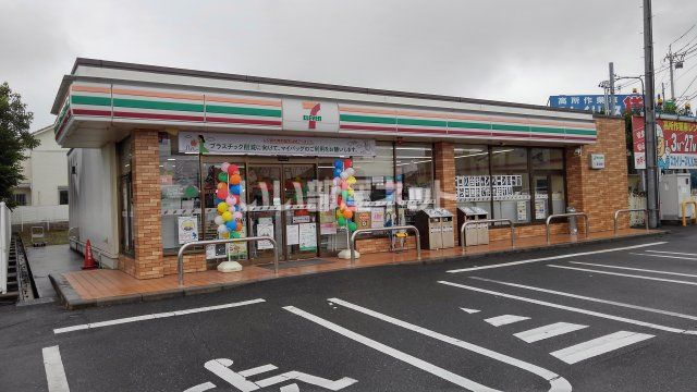 コンビニ　セブンイレブン 鈴鹿江島町店（コンビニ）まで268m