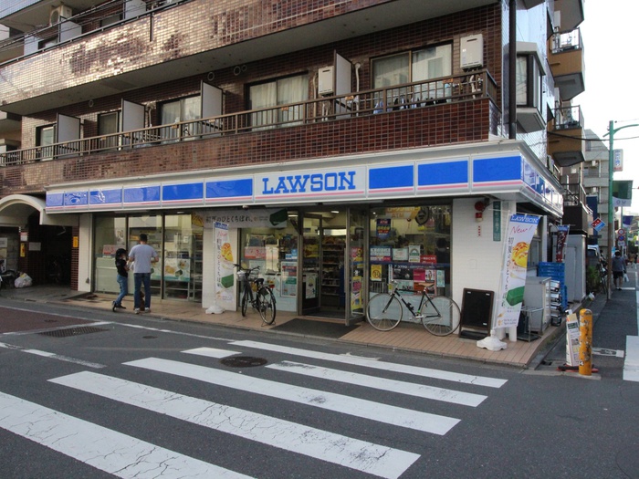 コンビニ　ローソン目黒中央町二丁目店（コンビニ）まで95m