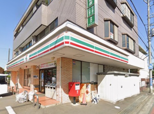 コンビニ　セブンイレブン三芳小学校前店（コンビニ）まで250m