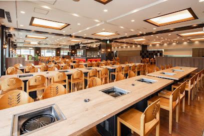 飲食店　アサヒビール園はまなす館（飲食店）まで689m