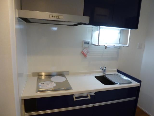 キッチン　※別部屋参考写真