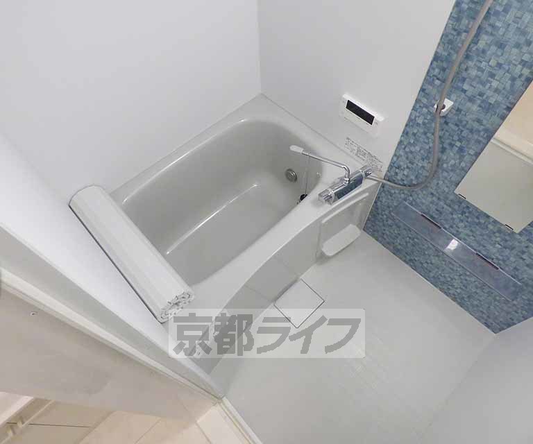 バス・シャワールーム　気持ちよくお風呂に入れます