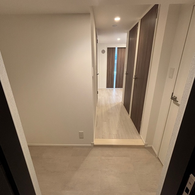 玄関　※写真は同タイプ住戸です。