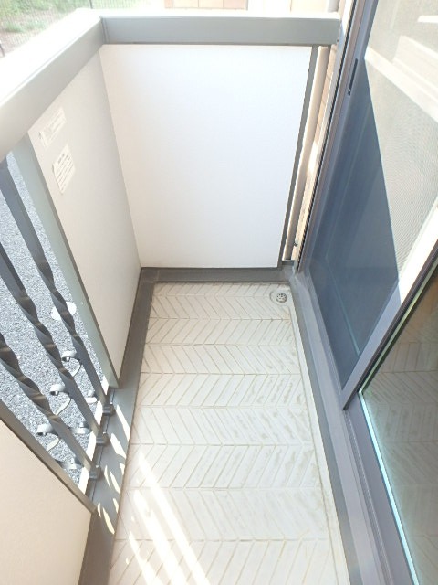 バルコニー　図面と現状に相違がある場合には現状を優先