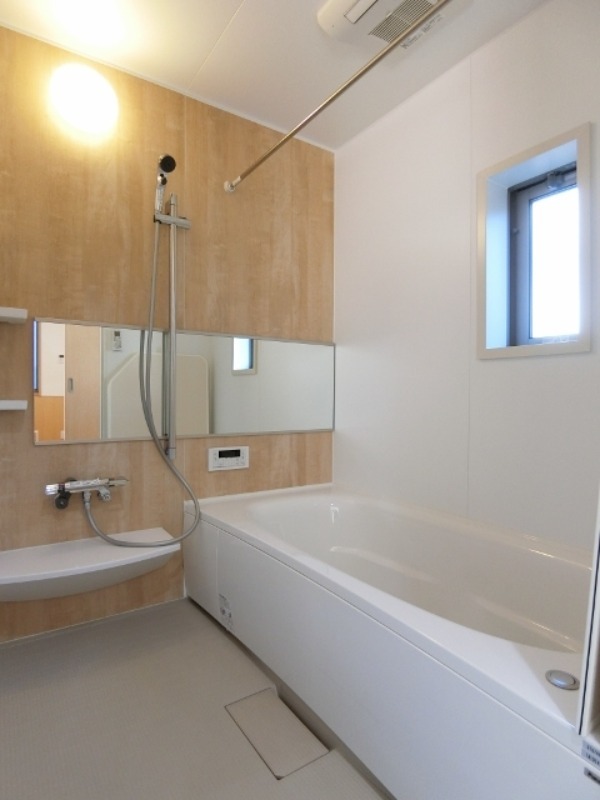 バス・シャワールーム　図面と現状に相違がある場合には現状を優先