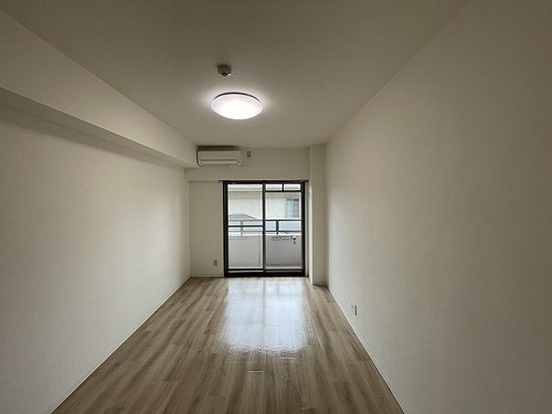 居室・リビング　洋室　※同タイプの部屋のお写真です