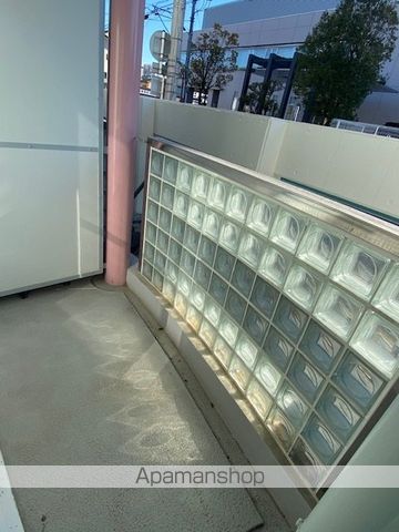 ＪＲ中央線 甲府駅 徒歩14分 3階建 築40年の内装写真