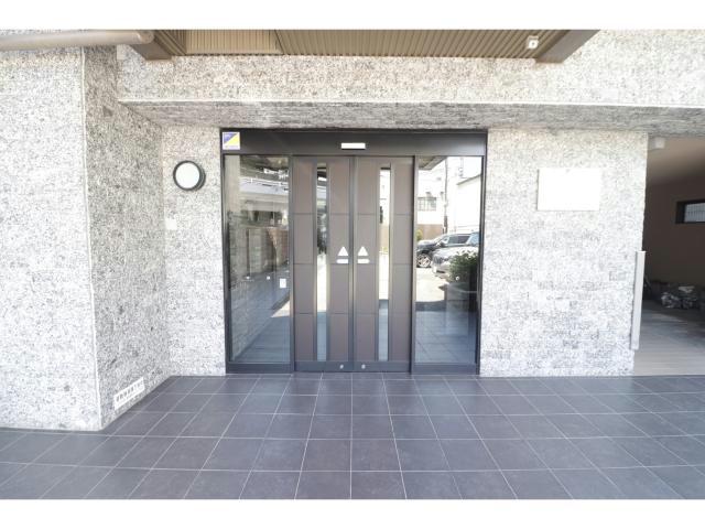 エントランス　エントランス部分