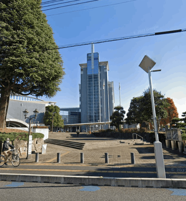 役所　本庄市役所（役所）まで374m