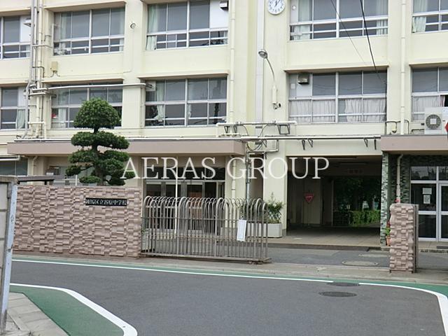 中学校　練馬区立谷原中学校（中学校）まで596m
