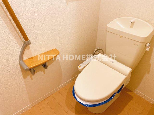 トイレ　もちろん、ウォシュレット付き◎