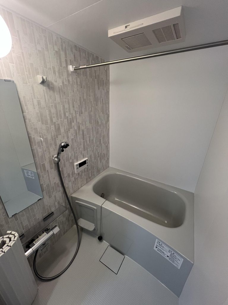 バス・シャワールーム　バス