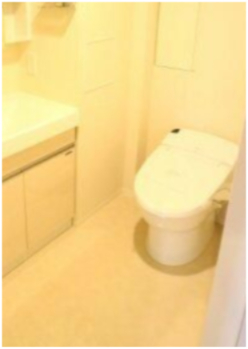 トイレ　落ち着いたトイレです