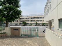 小学校　馬込第二小学校（小学校）まで376m