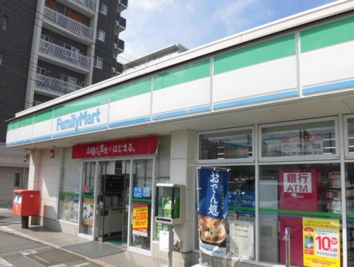 コンビニ　ファミリーマートさいたま西堀五丁目店（コンビニ）まで315m