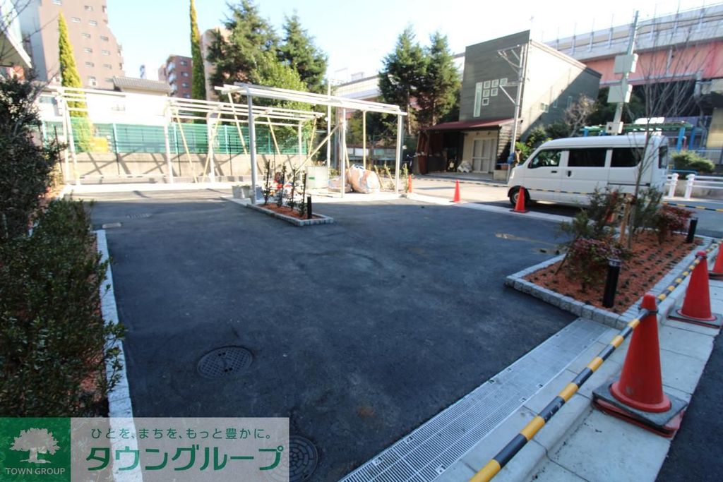 駐車場　駐車場