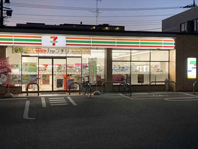 コンビニ　セブン－イレブンさいたま田島３丁目店（コンビニ）まで469m