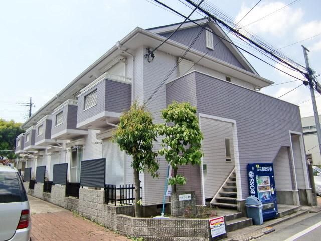 建物外観　★大手ハウスメーカー施工・経堂駅徒歩３分です★