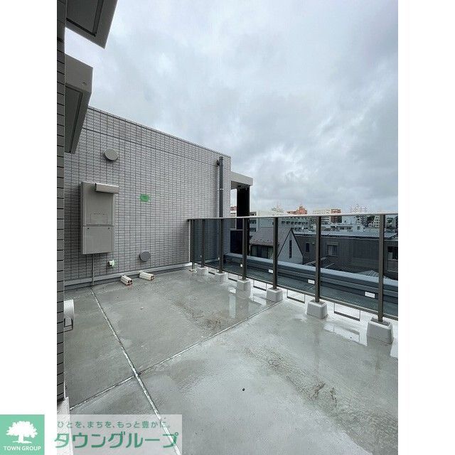 バルコニー　テラス