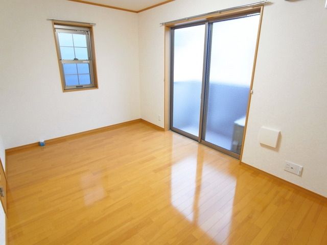 居室・リビング　♪角部屋のみ２面採光♪