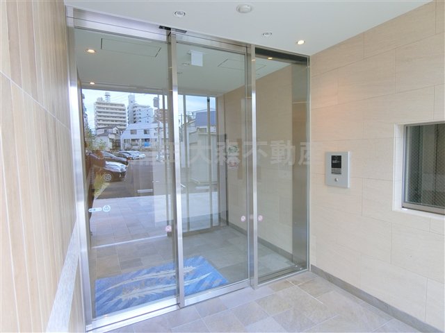 エントランス　エントランス　オートロック