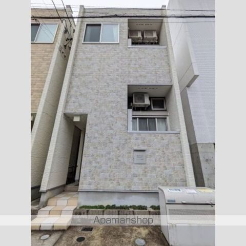 地下鉄名城線 平安通駅 徒歩8分 築10年