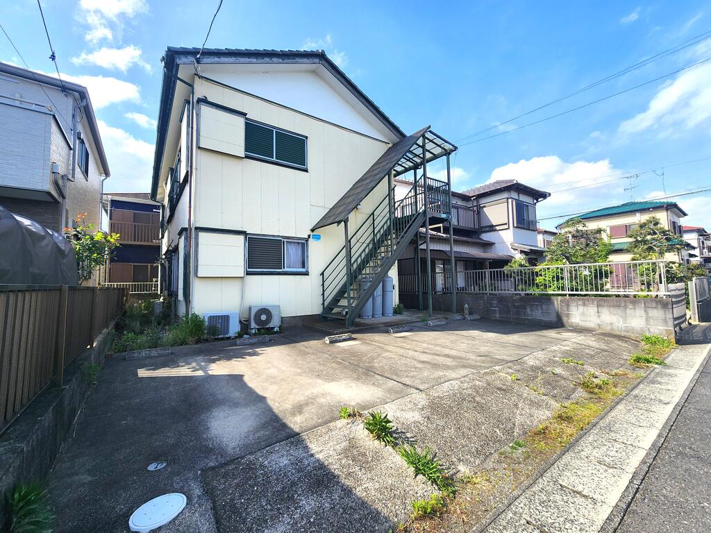 スカイコート東金の外観写真
