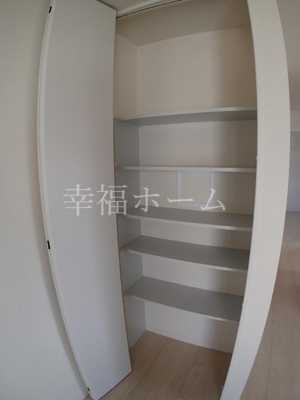 Comfy放出の内装写真