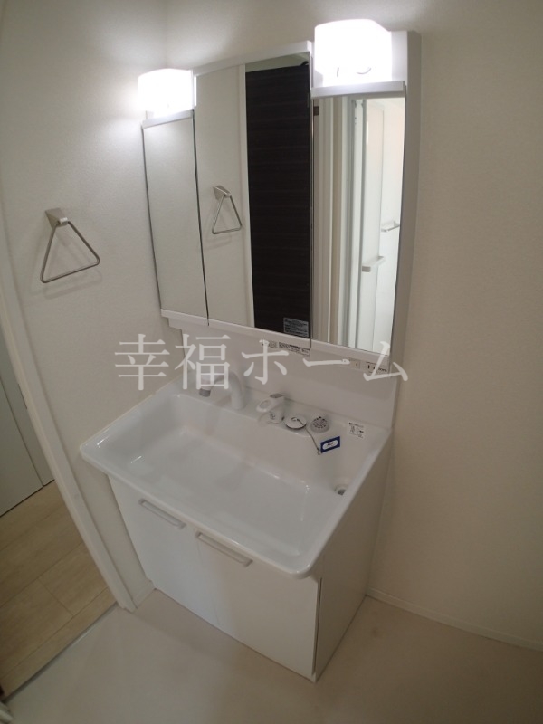 Comfy放出の内装写真
