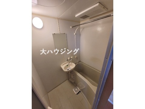 京急本線 平和島駅 徒歩5分 4階建 築23年の風呂写真