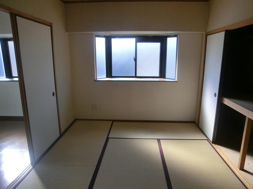 熊本市北区 3階建 築28年の内装写真