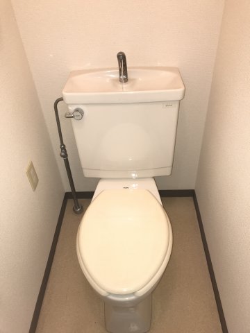 【小平市花小金井南町のマンションのトイレ】