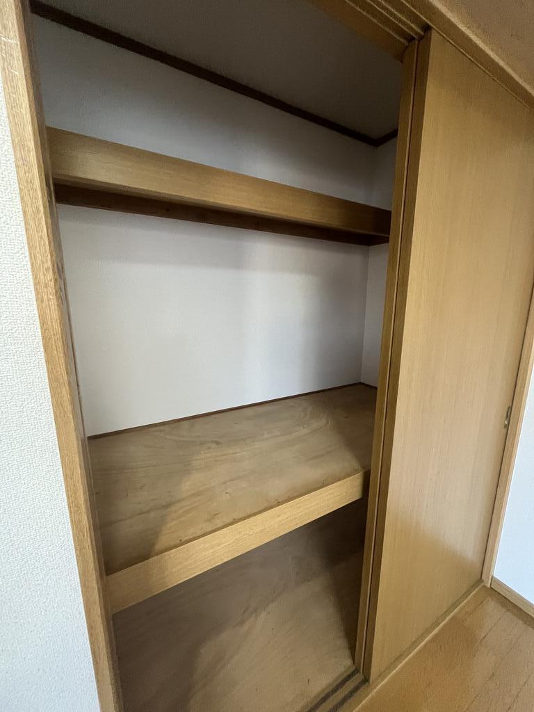 収納　洋室収納