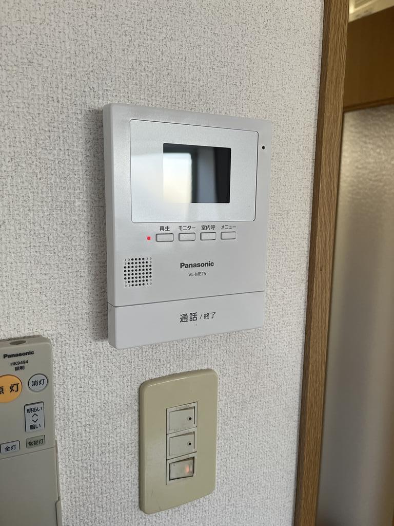 その他設備　モニター付きインターホン