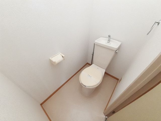 【カーム西村のトイレ】