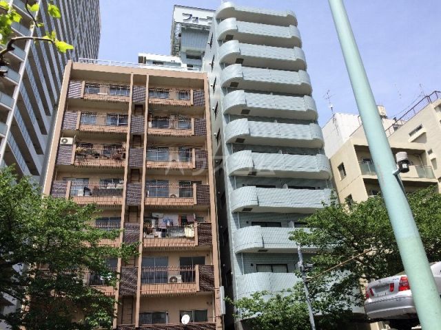 練馬区中村北のマンションの建物外観