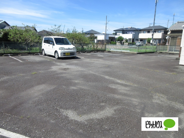 【シティハイツ大石の駐車場】