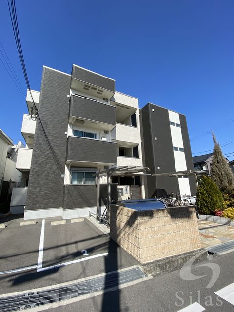 フジパレス百舌鳥本町II番館の建物外観