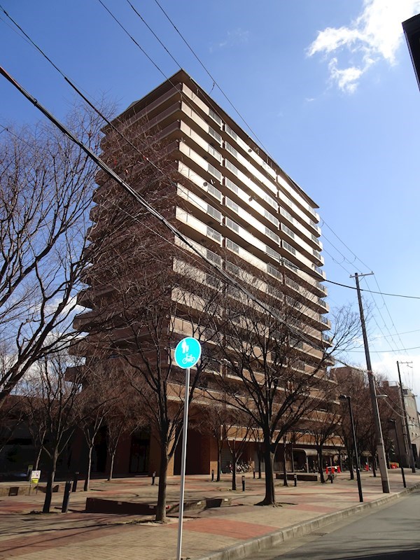 四季彩都けやき館の建物外観