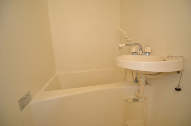 バス・シャワールーム　バス