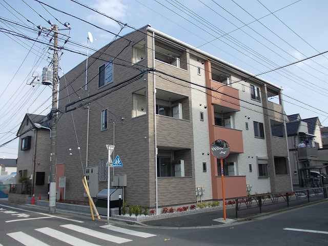 葛飾区水元のアパートの建物外観