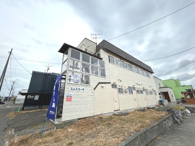 【札幌市清田区真栄四条のアパートの建物外観】