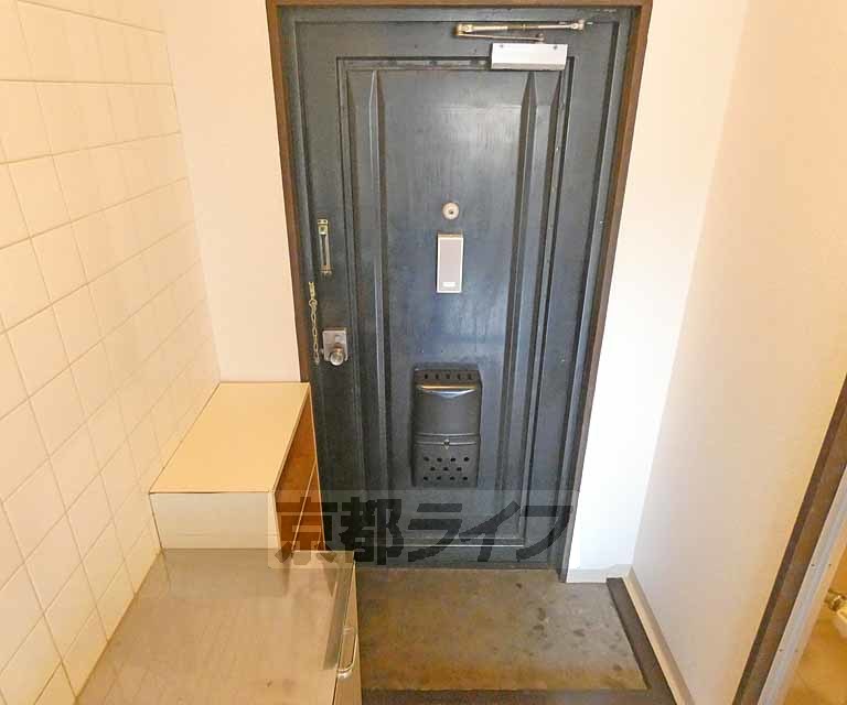 玄関　玄関です。