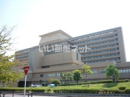 病院　島根県立中央病院（病院）まで898m