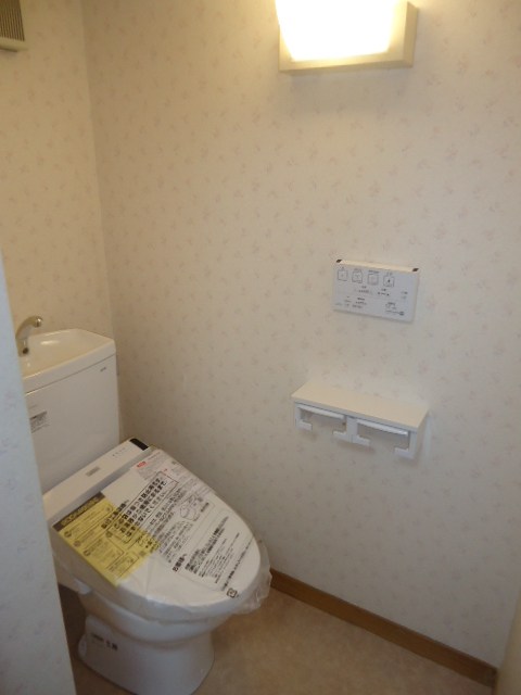 トイレ　シャワー付トイレ