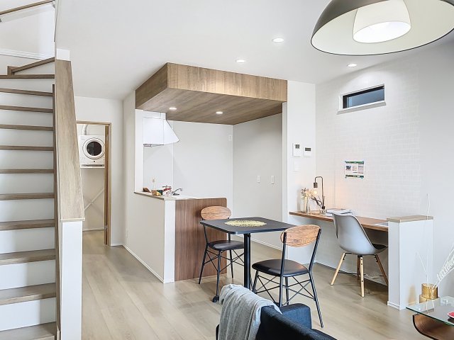 居室・リビング　インテリアは一例です。付属いたしません。