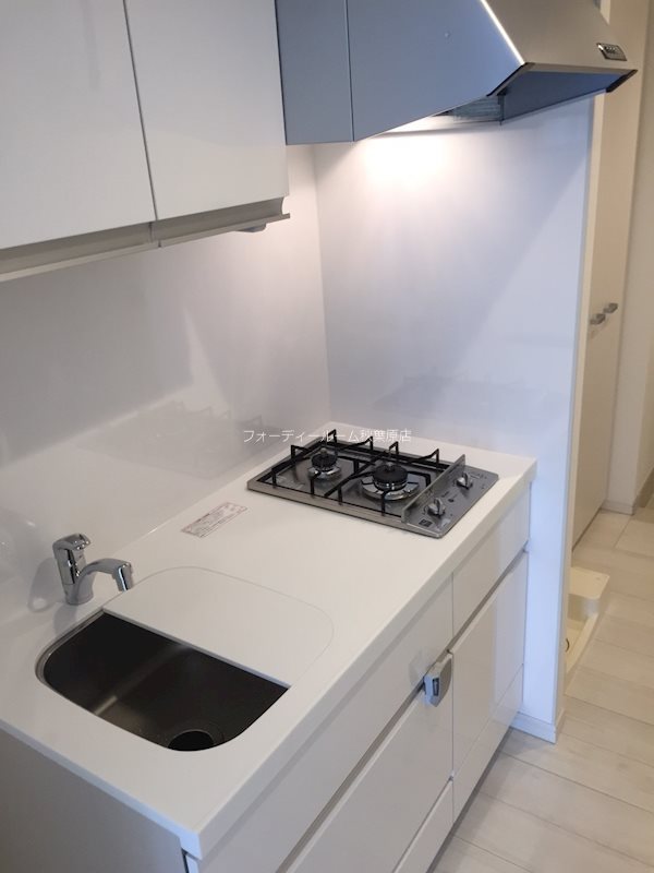 キッチン　《見学予約受付中》シリーズ型分譲賃貸マンション！