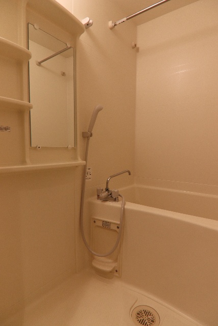 バス・シャワールーム　※別室の参考写真の為、現況優先です。