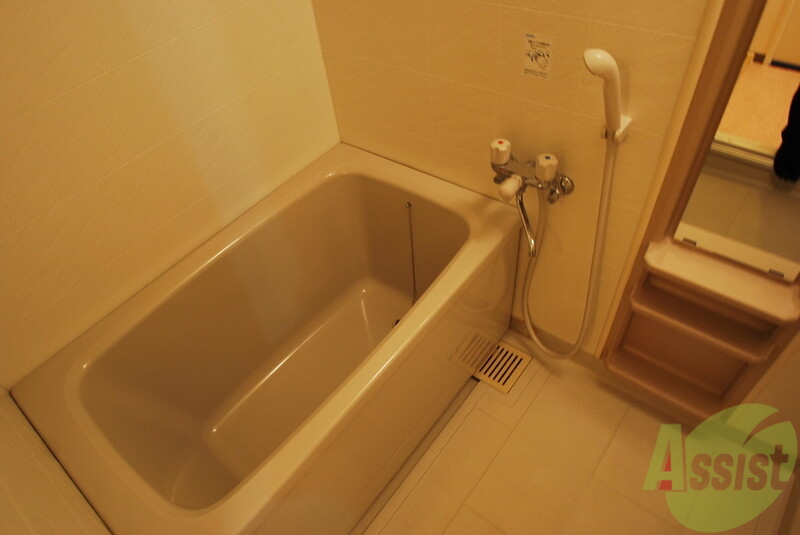 バス・シャワールーム　ゆとりある浴槽