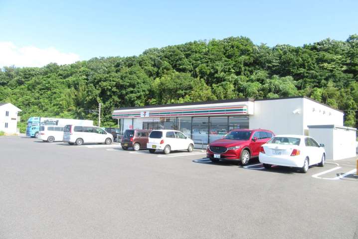 コンビニ　セブンイレブン　松江玉湯町布志名店（コンビニ）まで70m
